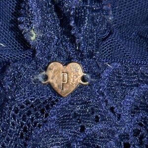 Victoria’s Secret PINK Lace Bralette Navy Blue Size M/ Fit Szie S. 4623 -1